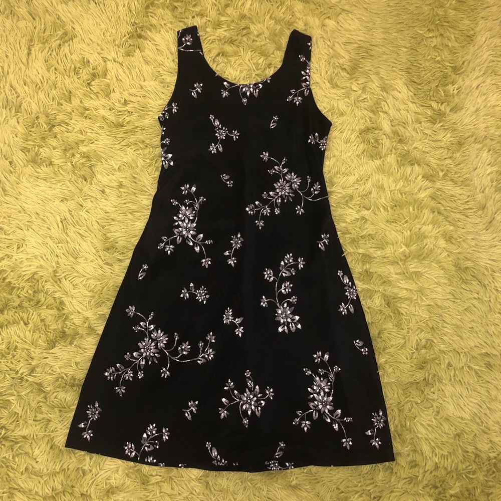 Vintage Ent Entrancy Floral Dress